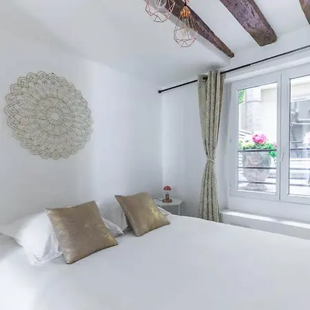 Apartment Grands Boulevards 11
