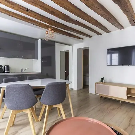 Apartment Grands Boulevards 11 Paris